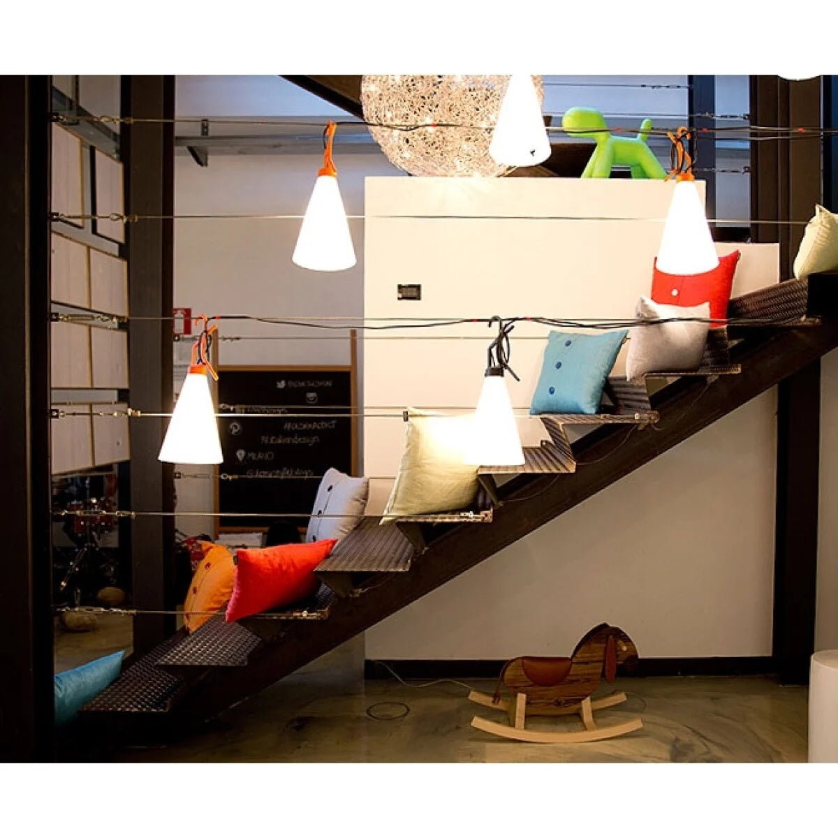 Nevien Table Lamp