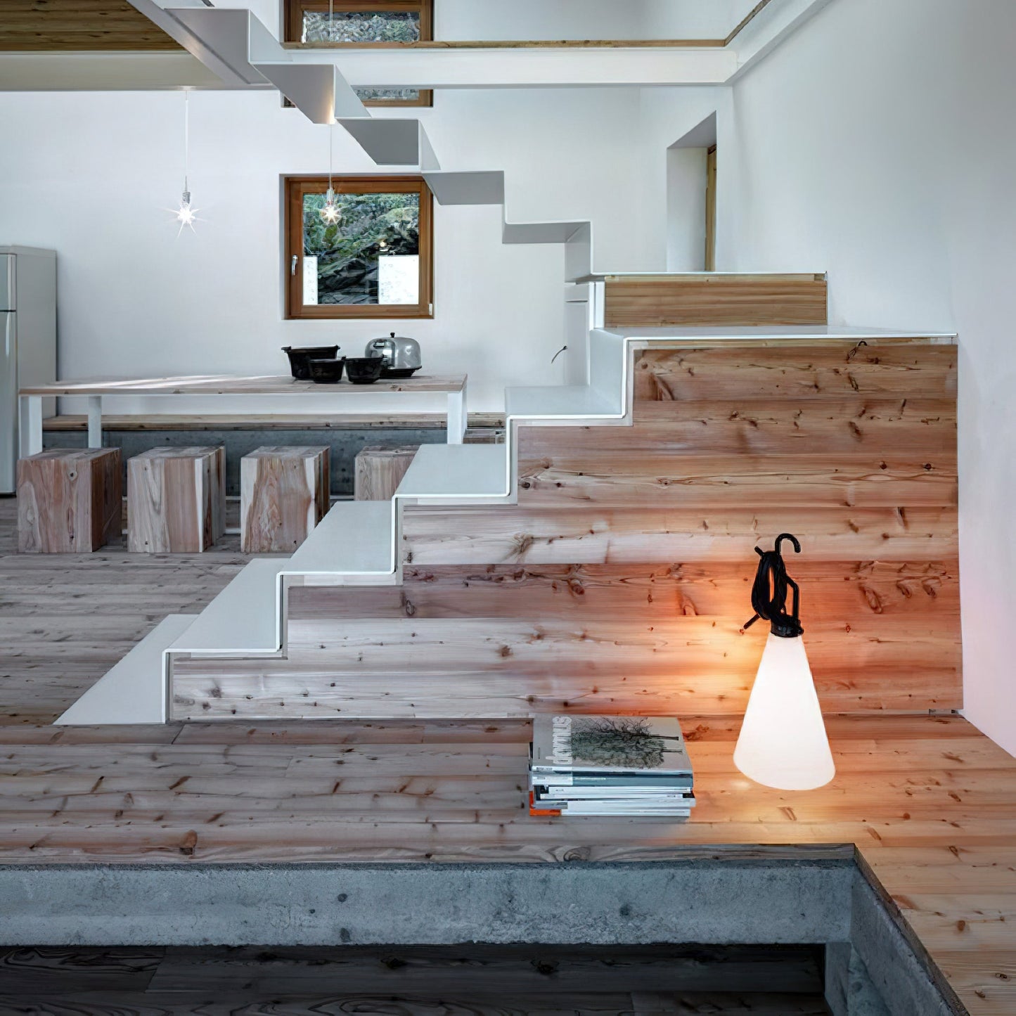 Nevien Table Lamp