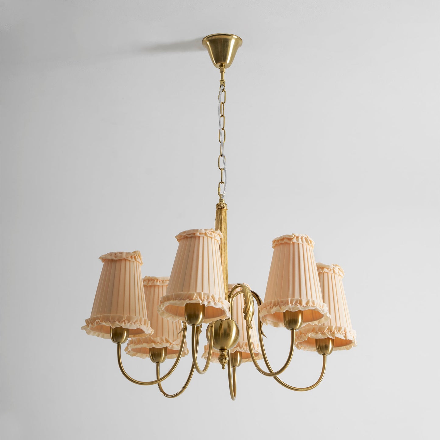 Vesai Chandelier