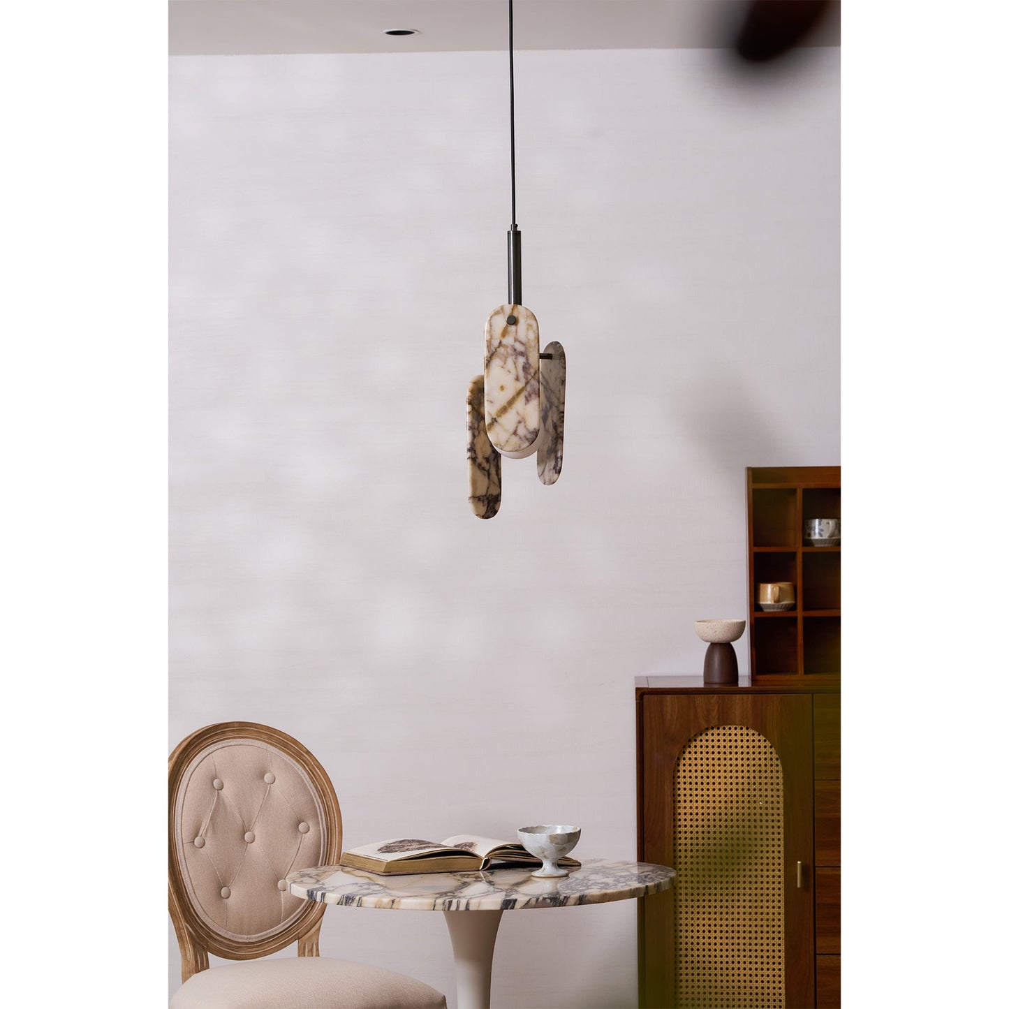 Dahlia Marble Pendant Lamp