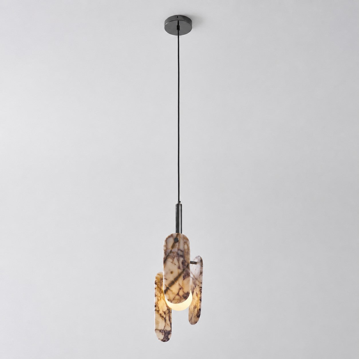 Dahlia Marble Pendant Lamp