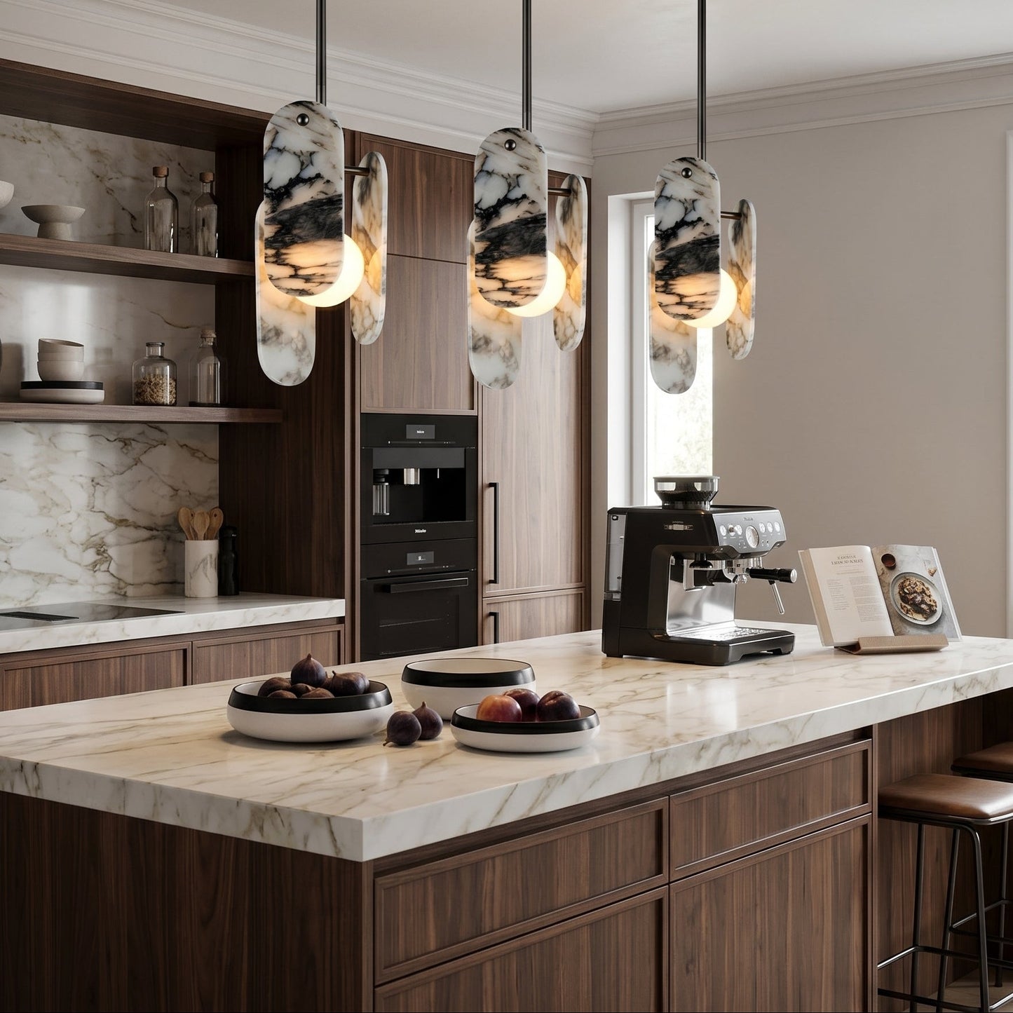 Dahlia Marble Pendant Lamp
