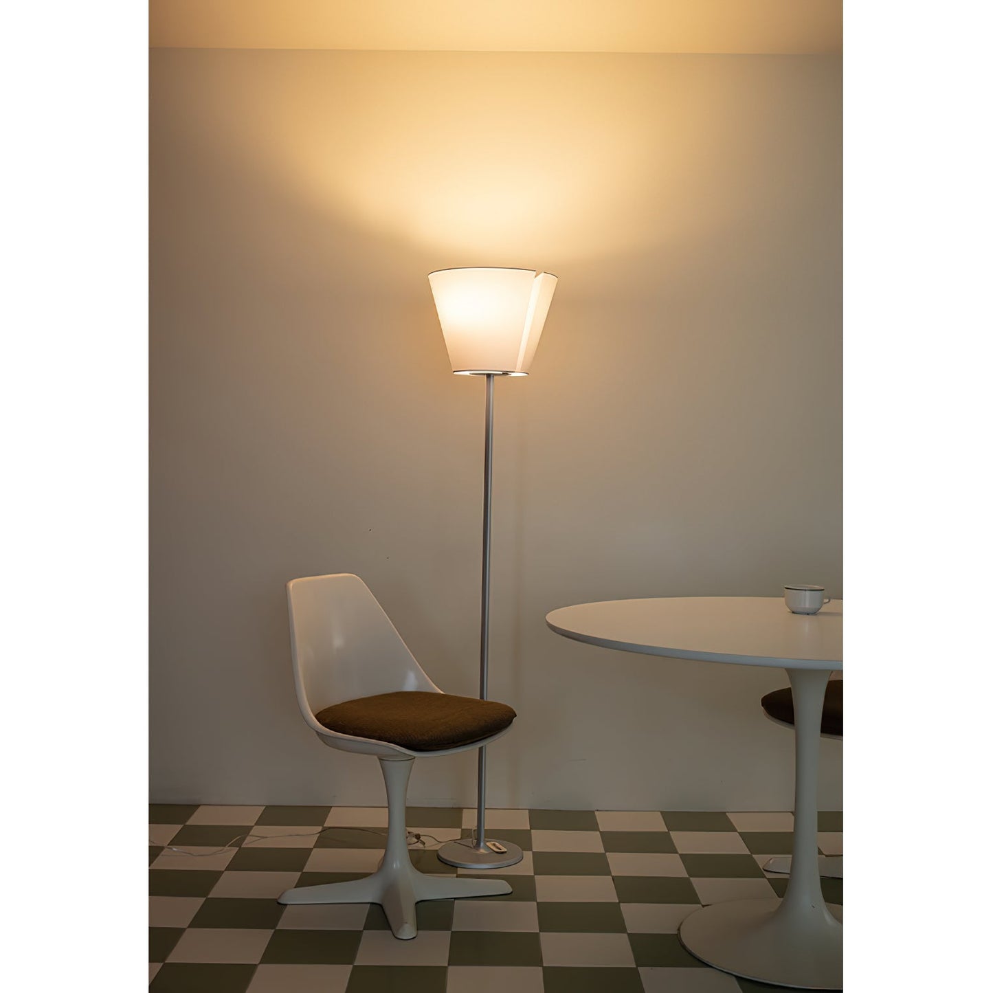 Mara Floor Lamp