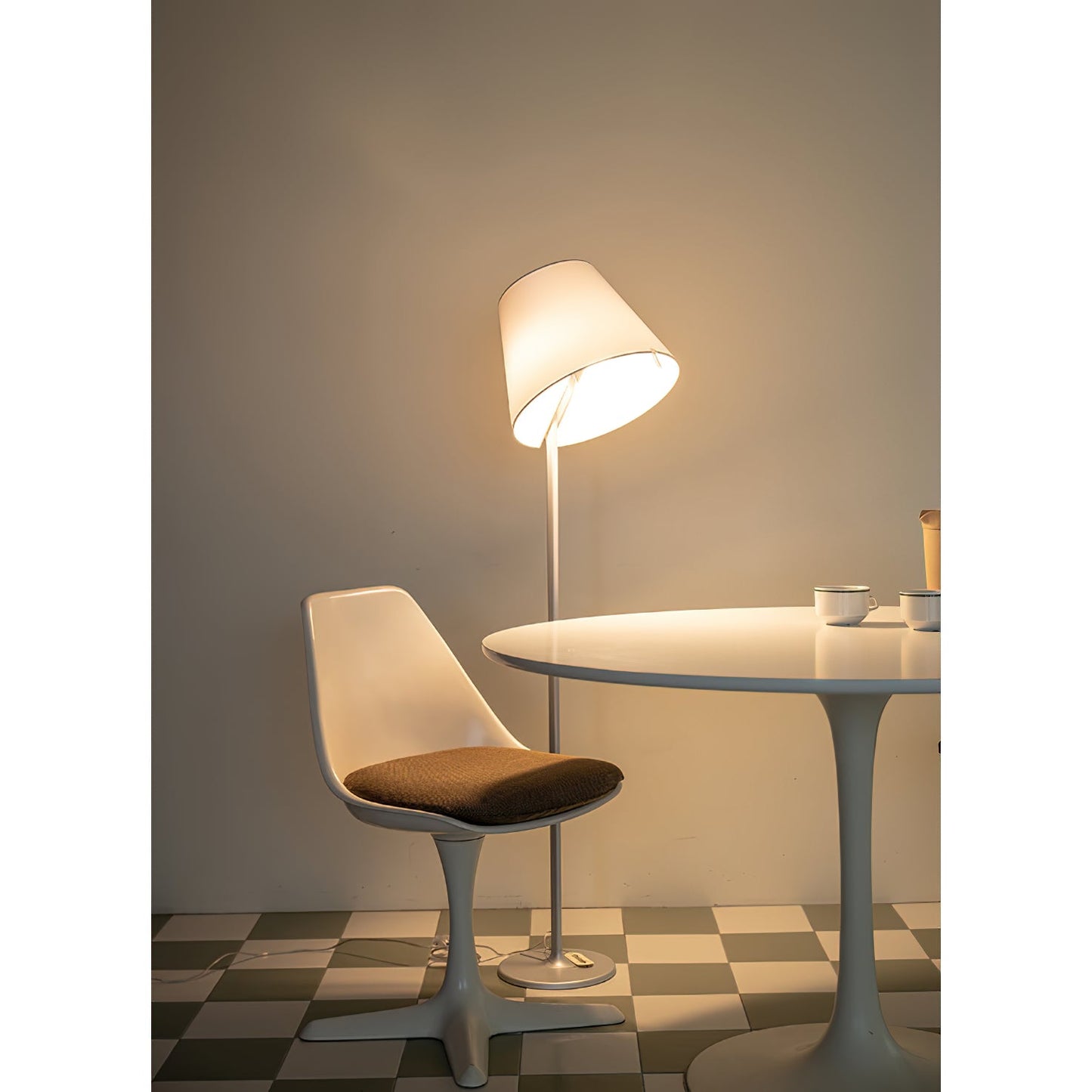 Mara Floor Lamp