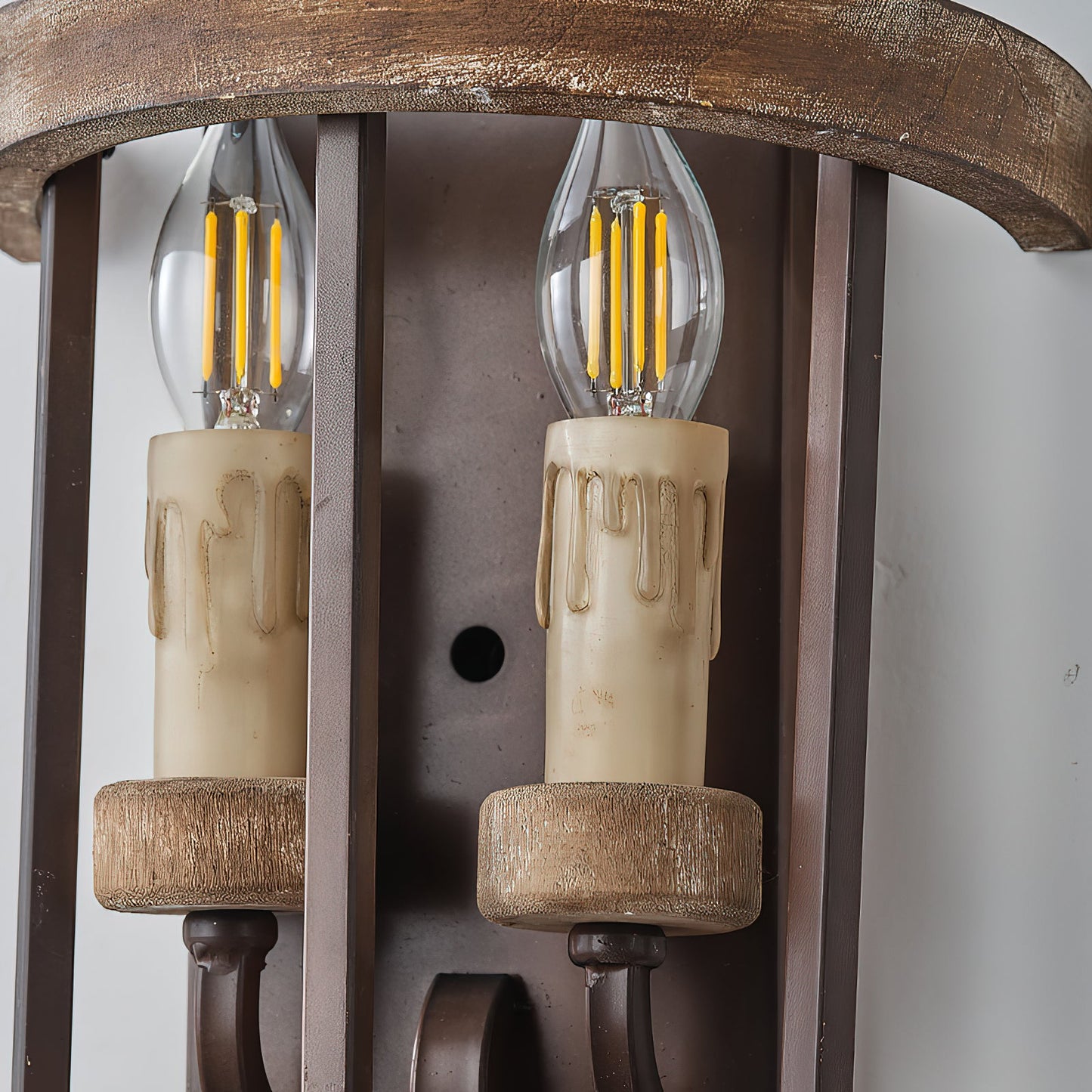 Sabance Wall Lamp