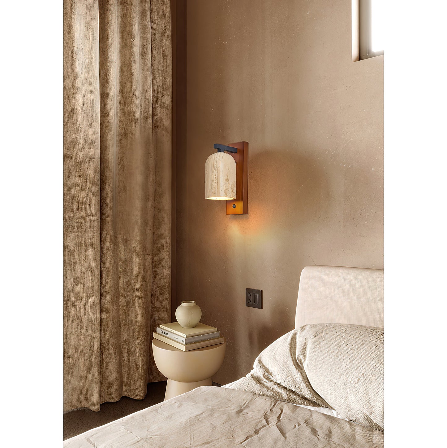 Nevique Wall Lamp