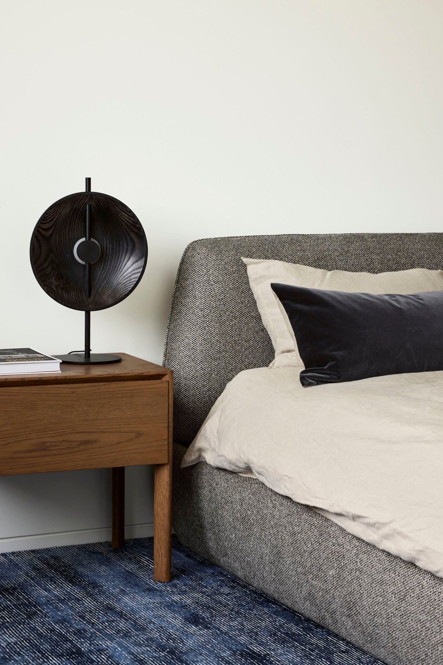 Kesara Table Lamp