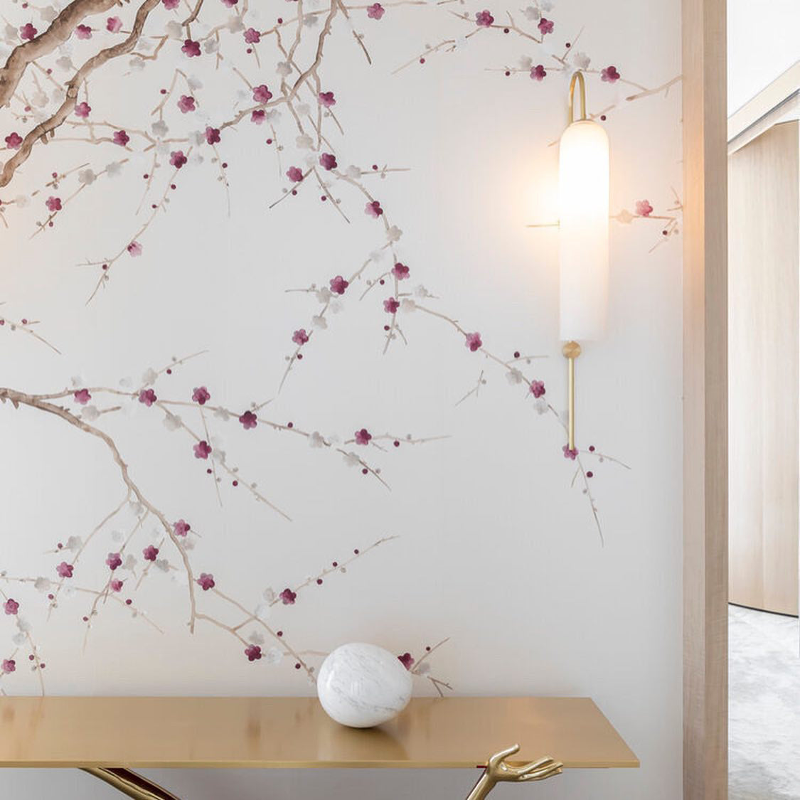 Modern Glass Vertical Wall Lamp