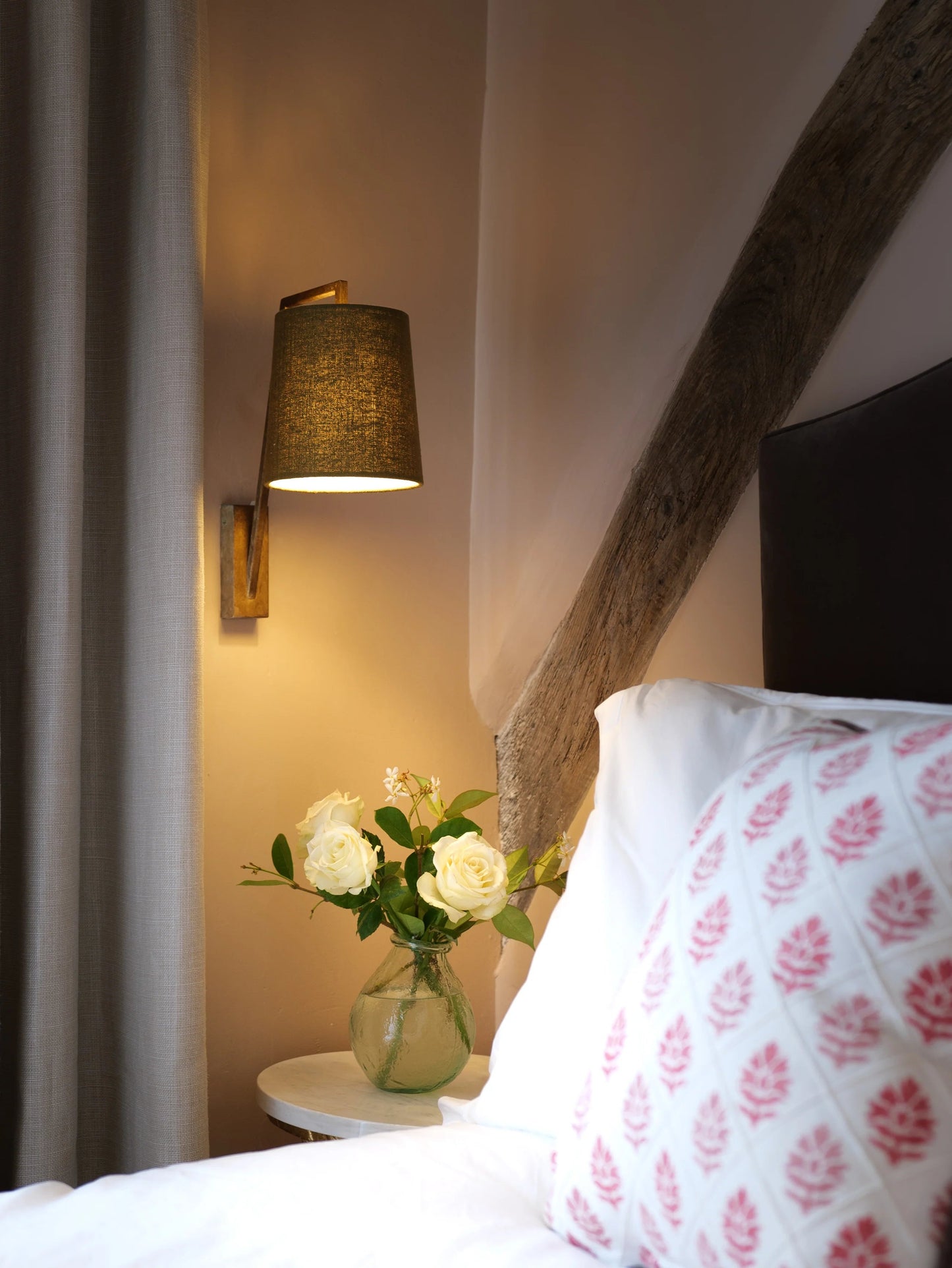 Kesune Wall Lamp