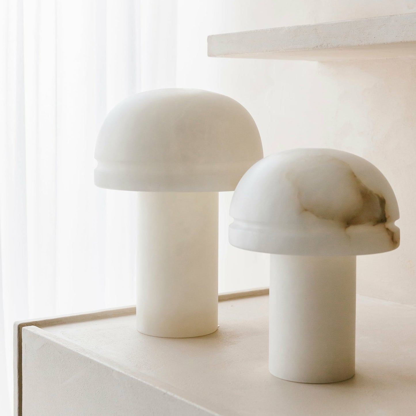 Talen Alabaster Table Lamp