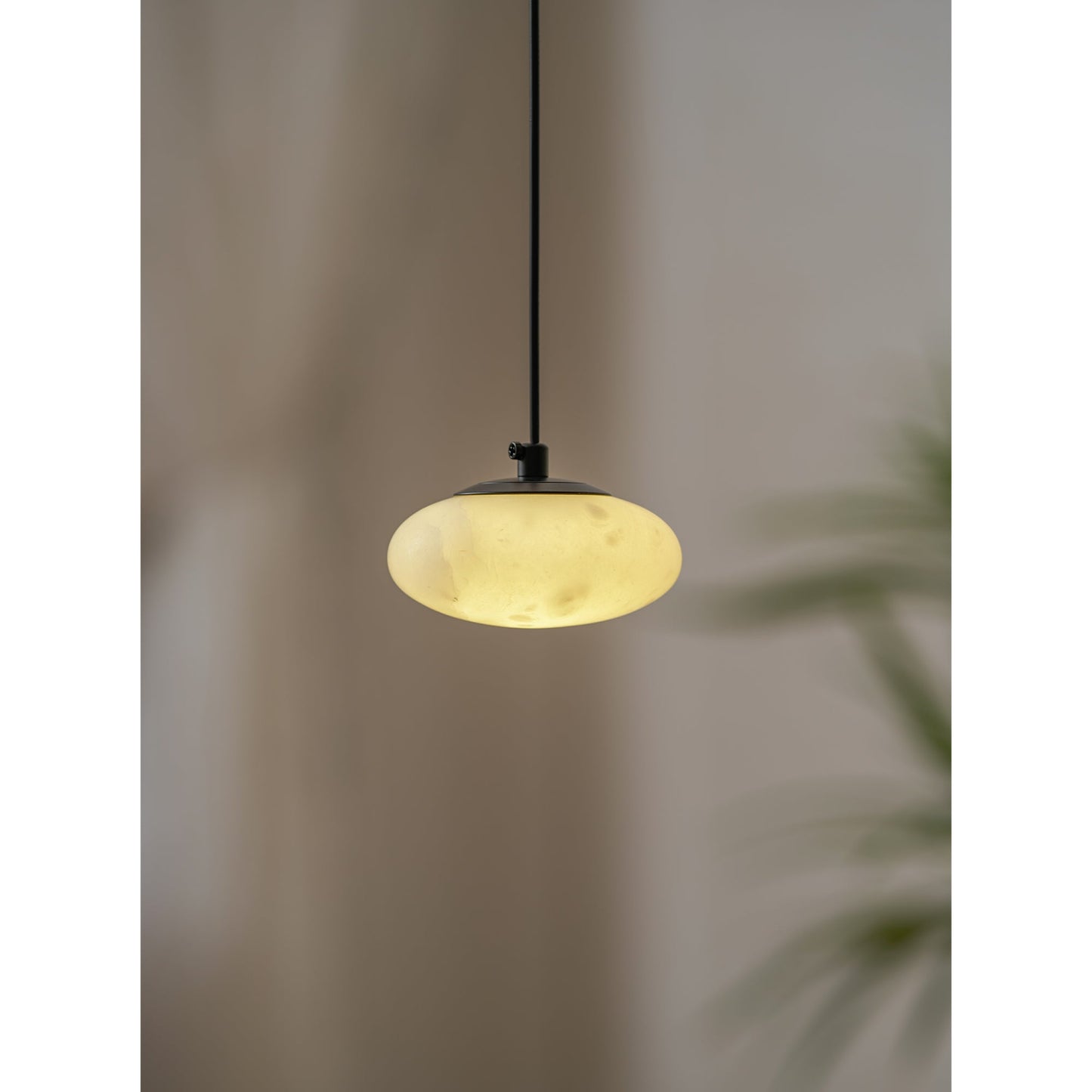 Esmique Alabaster Pendant Lamp