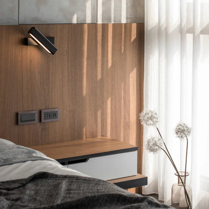 Halique Rotating Wall Lamp