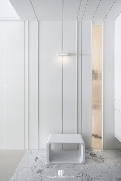 Halique Rotating Wall Lamp