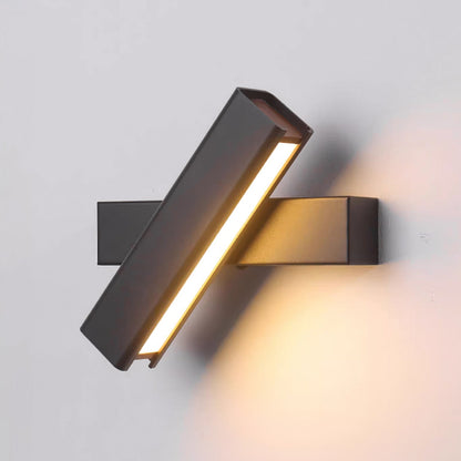 Halique Rotating Wall Lamp
