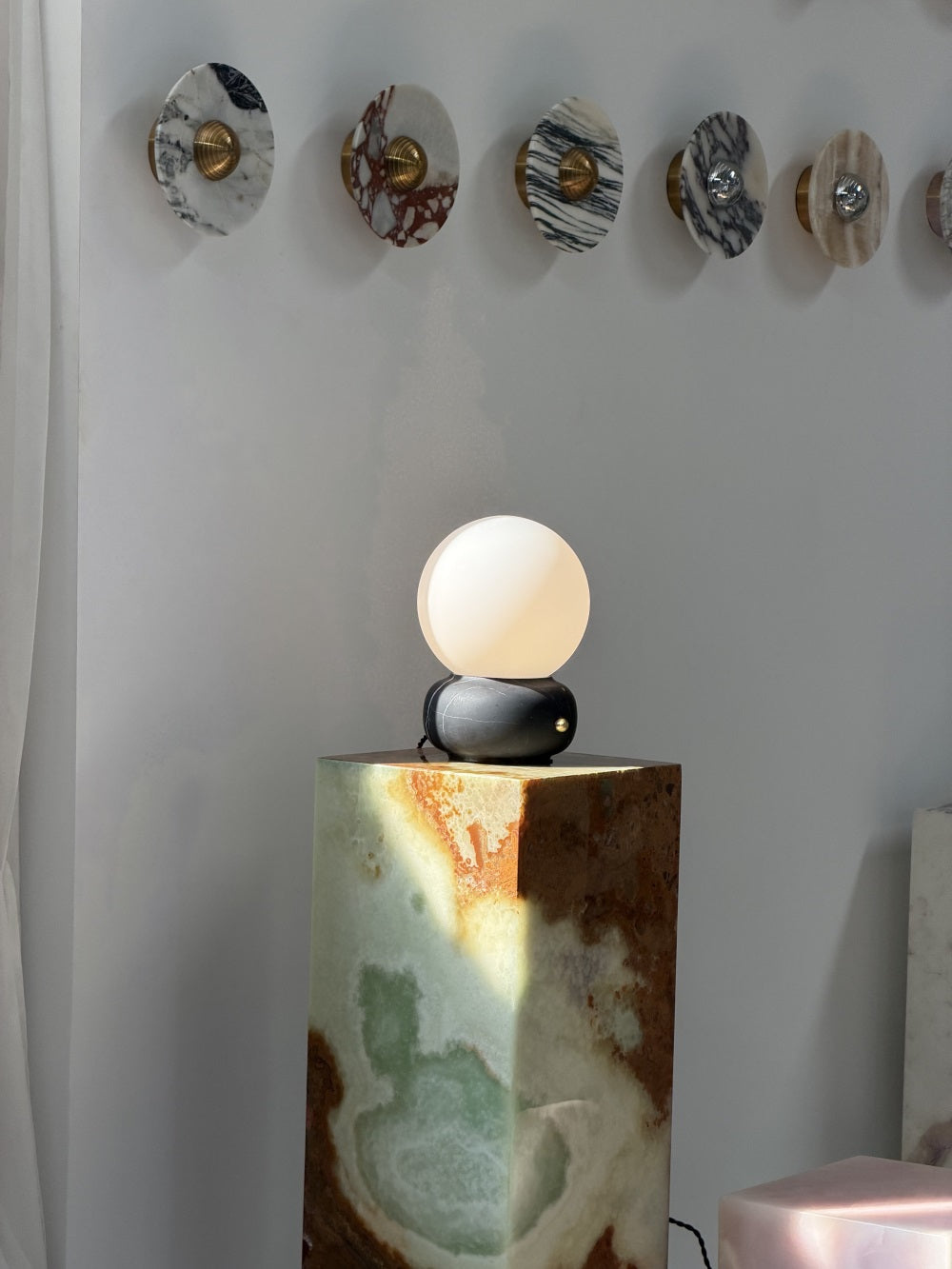 Zelo Table Lamp