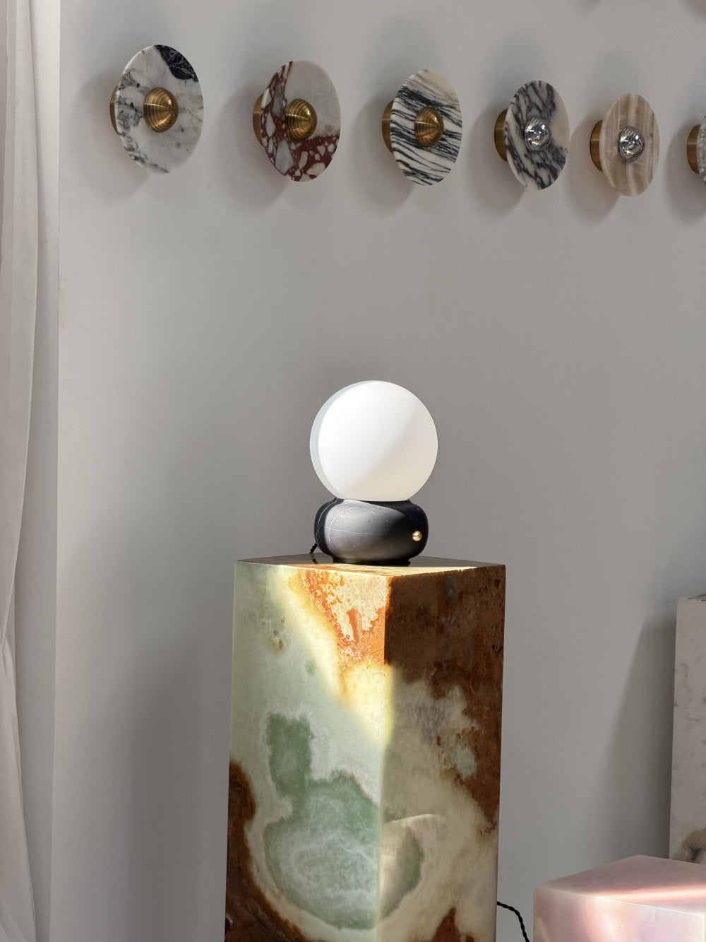 Zelo Table Lamp