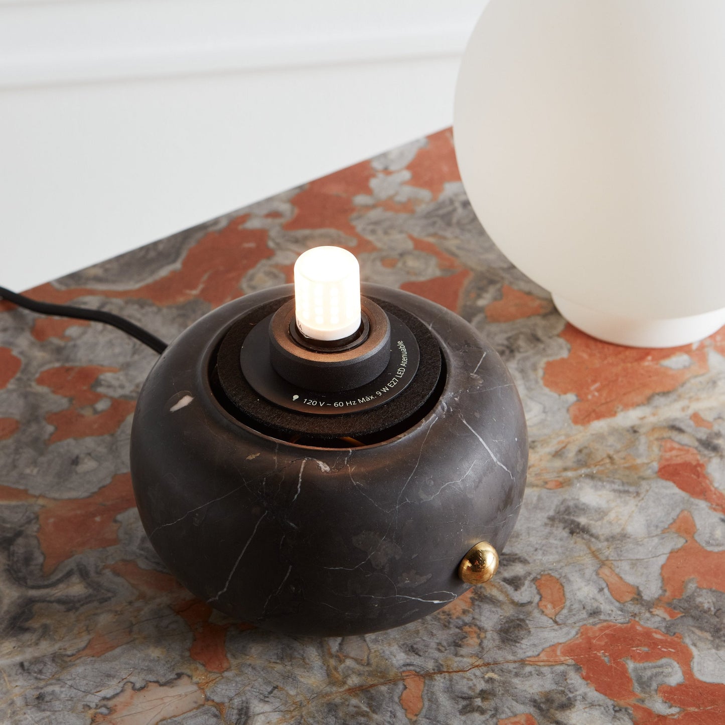 Zelo Table Lamp