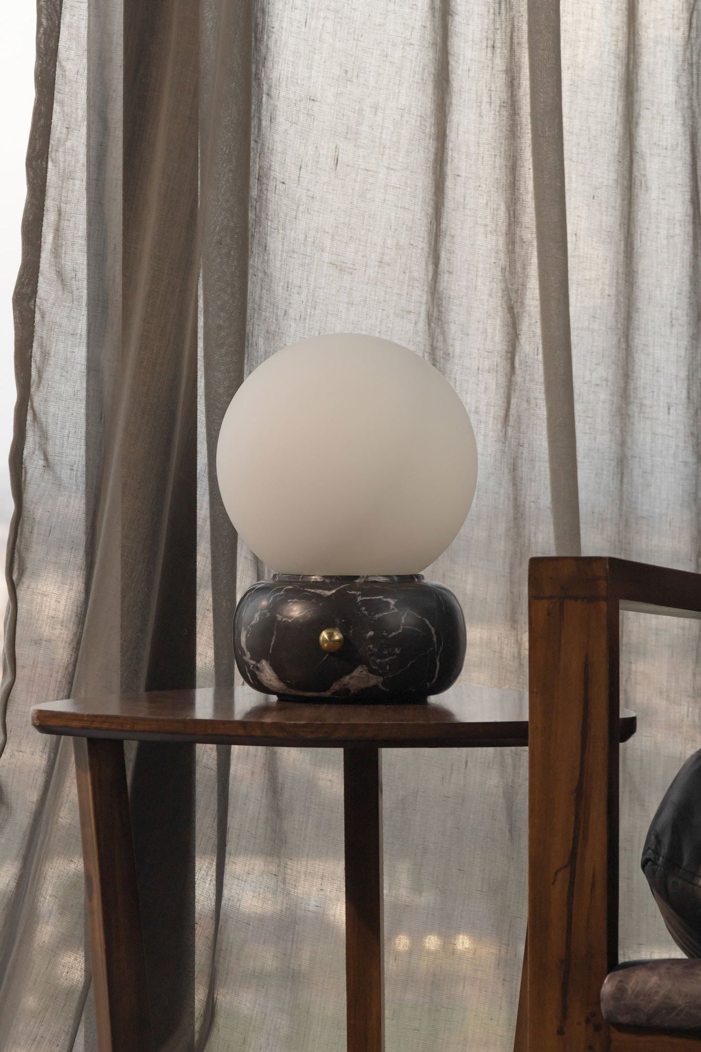 Zelo Table Lamp