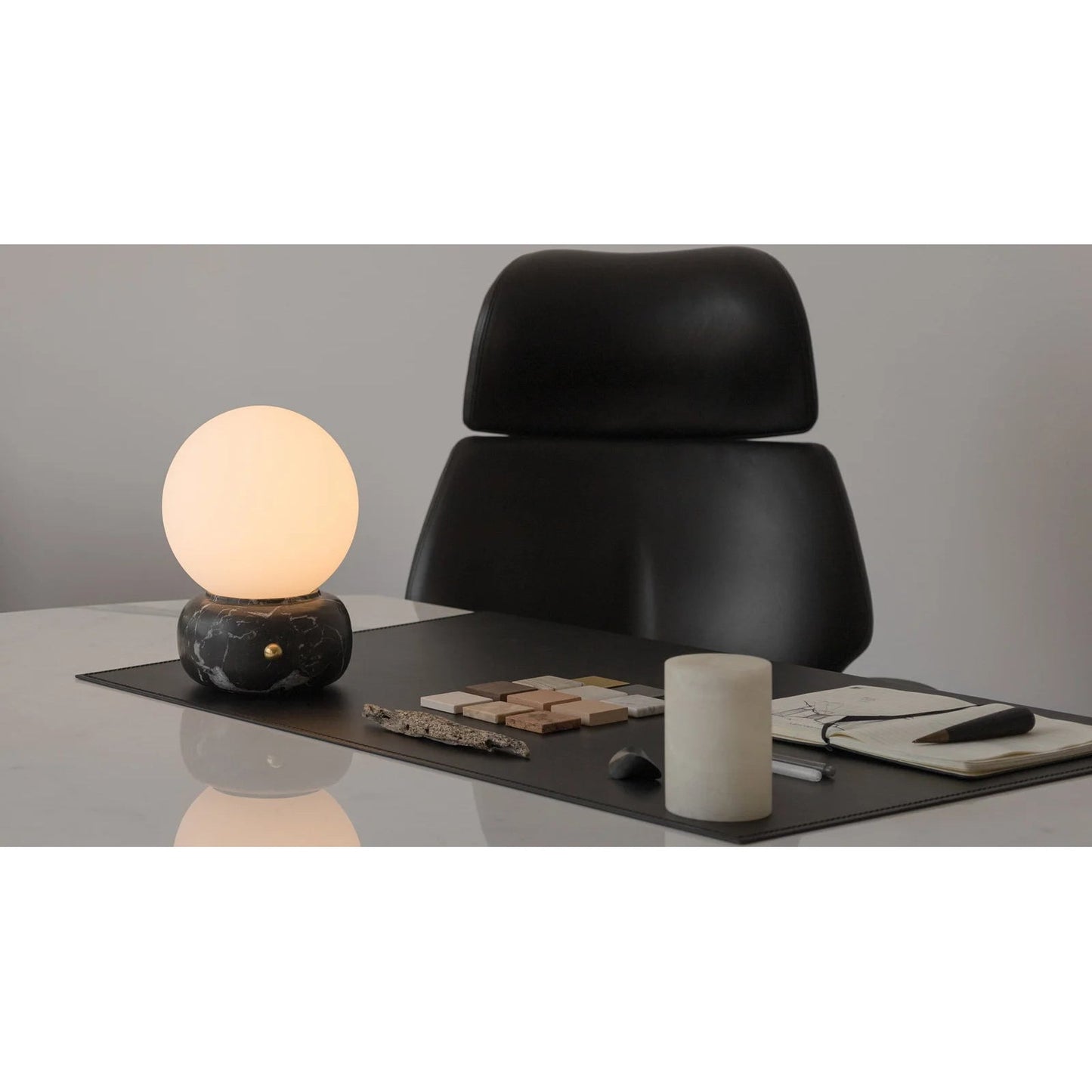 Zelo Table Lamp
