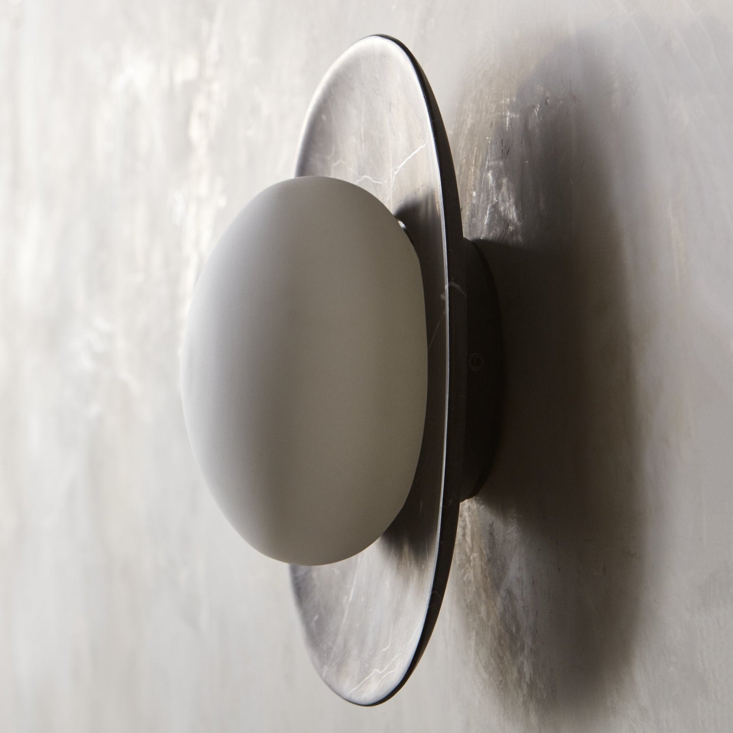 Zelo Wall Lamp