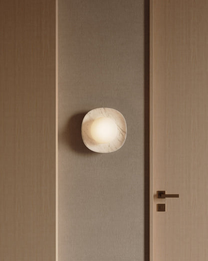 Zelo Wall Lamp
