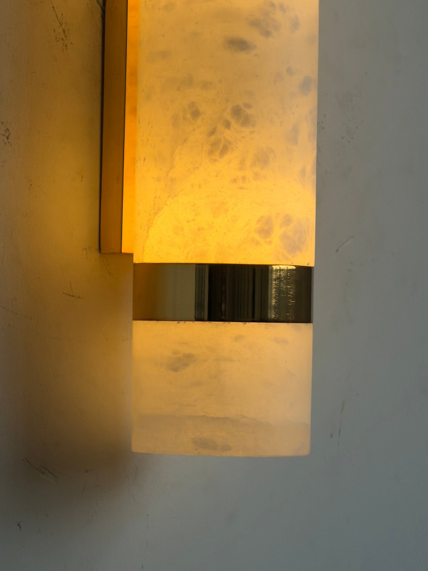Pelai Onyx Wall Lamp