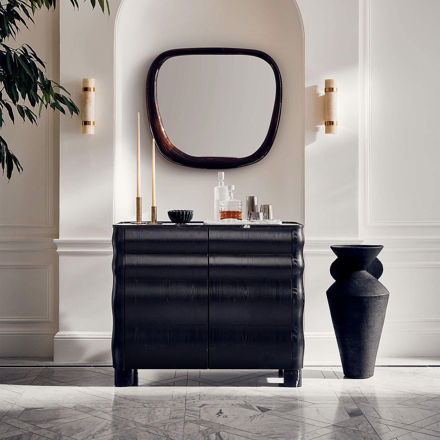 Pelai Onyx Wall Lamp