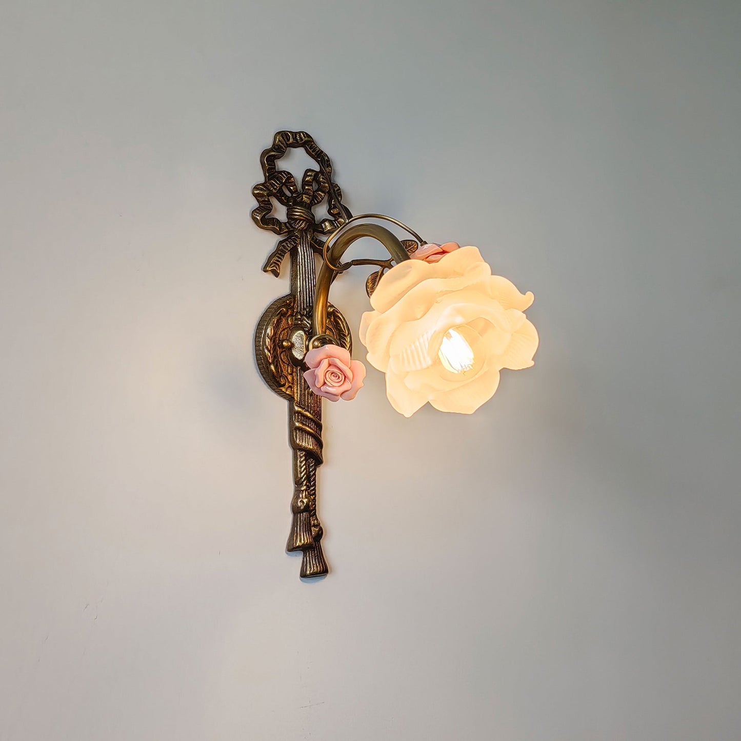 Galien Wall Lamp