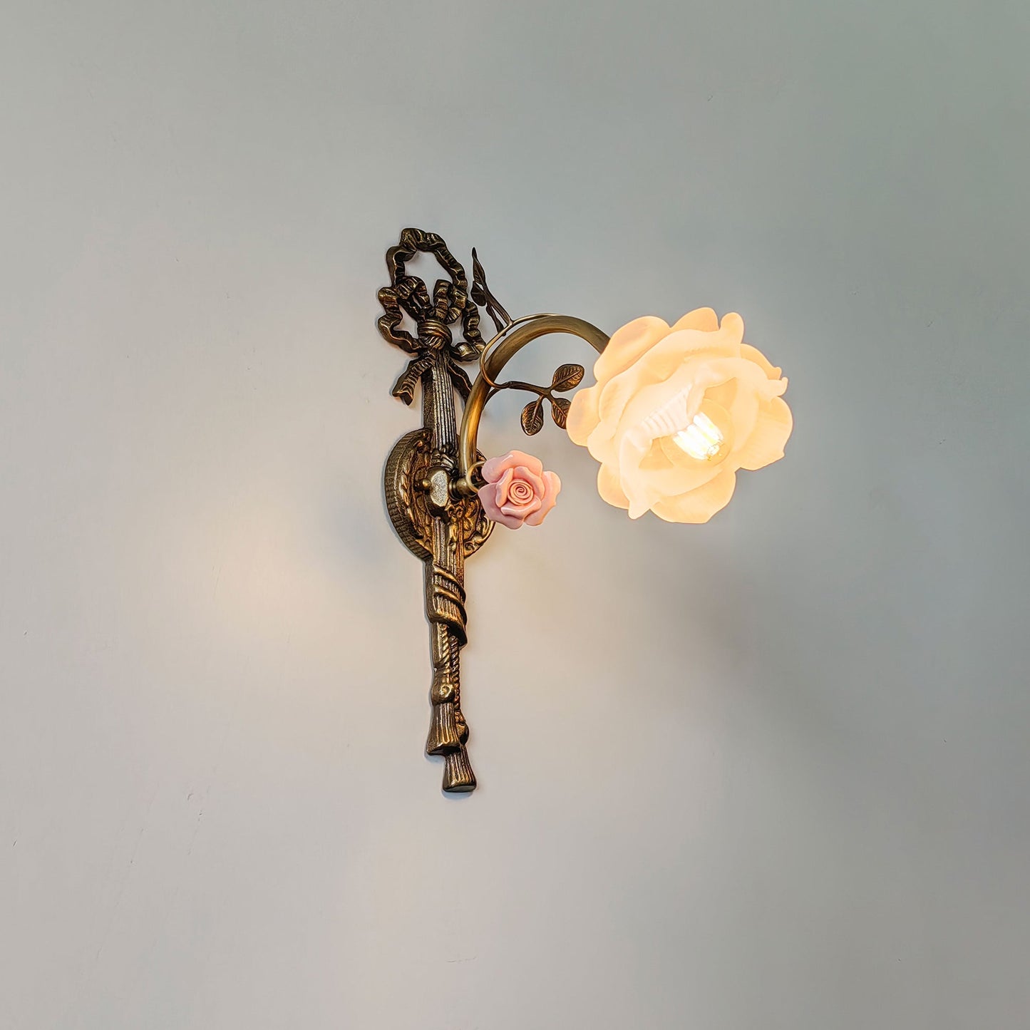 Galien Wall Lamp