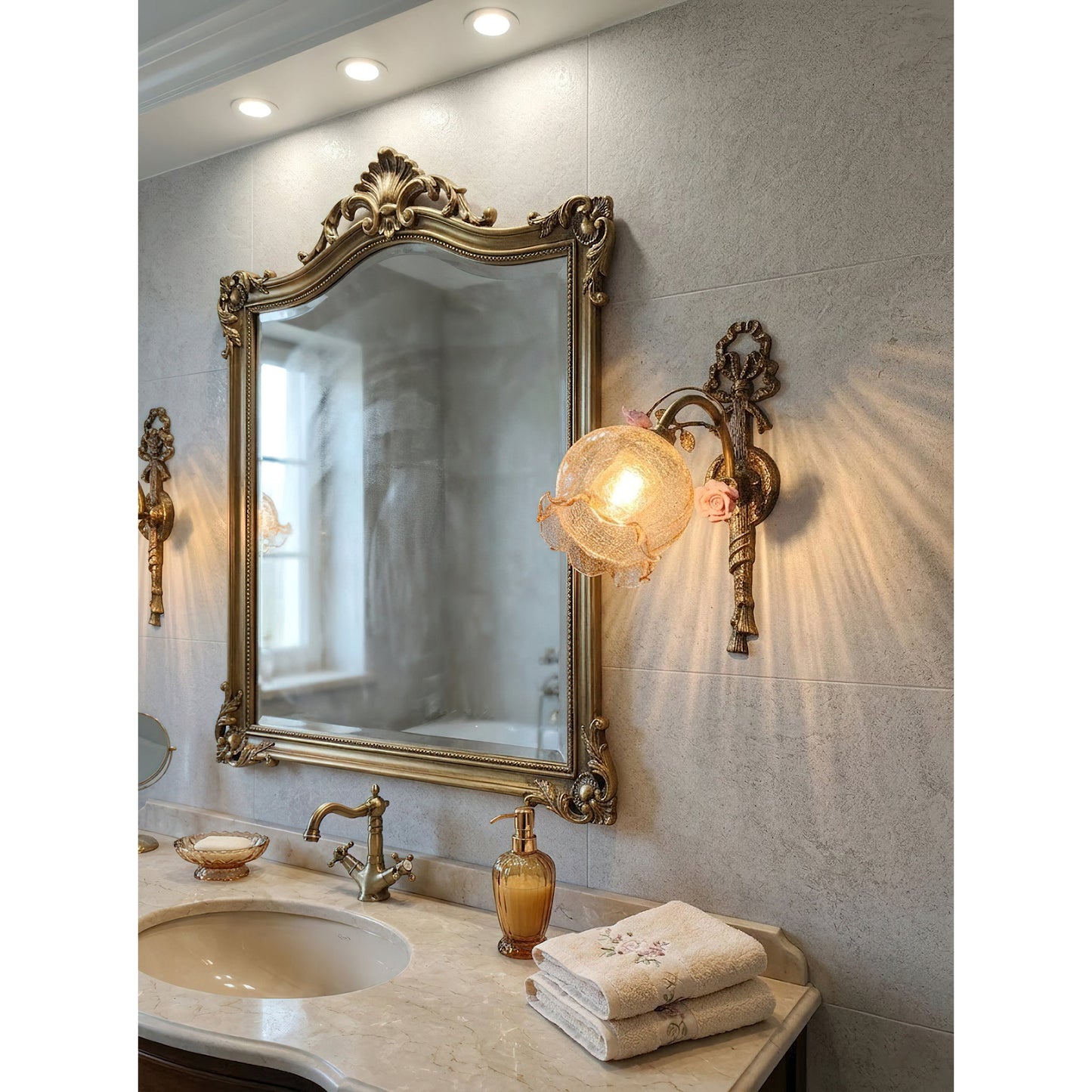 Galien Wall Lamp