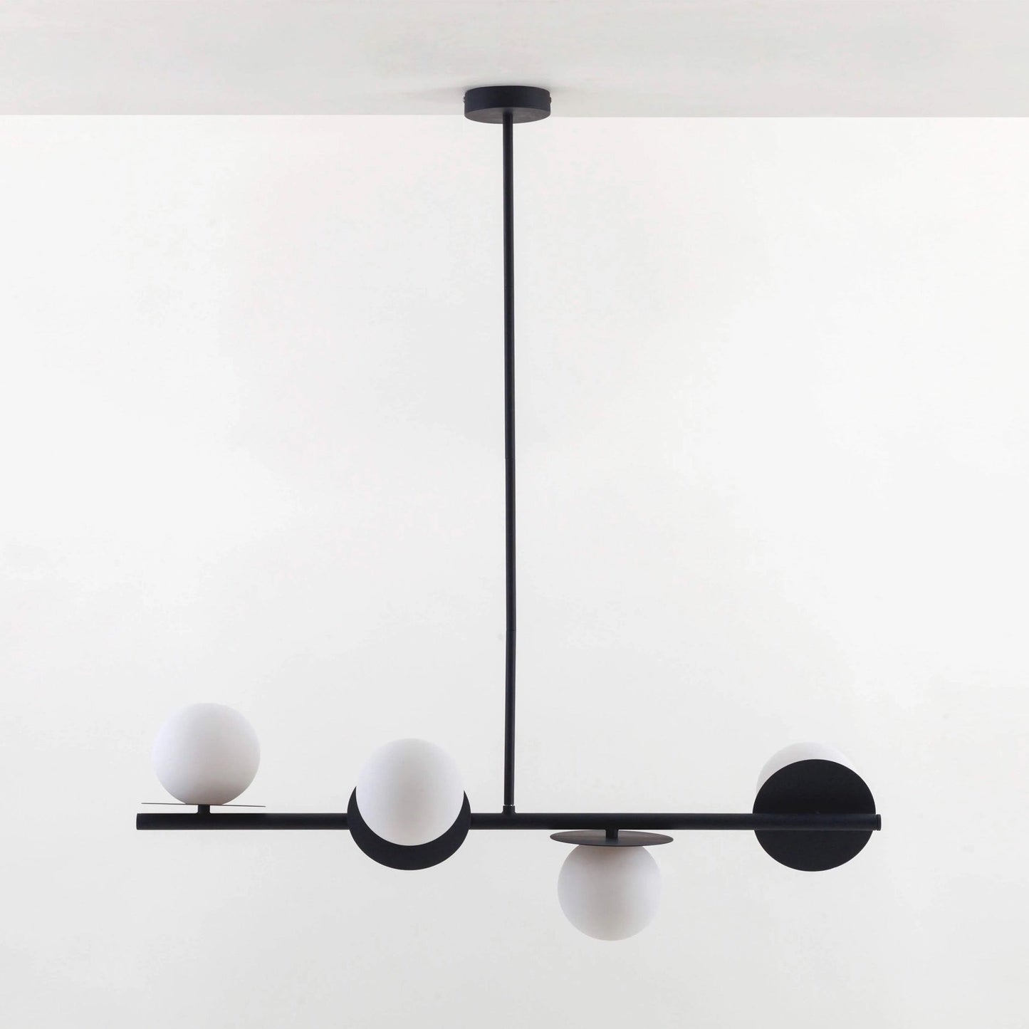 Quinique Chandelier