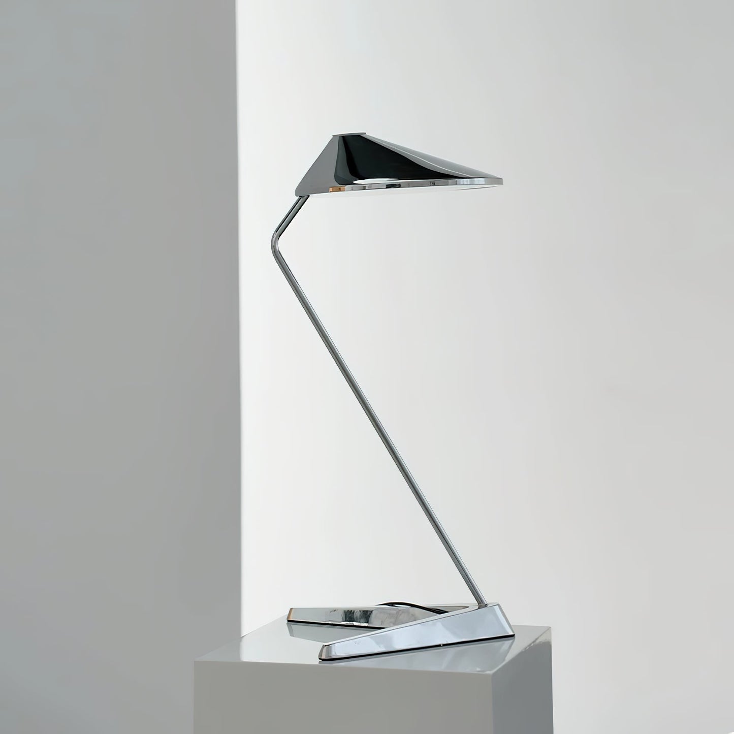 Lumique La Table Lamp