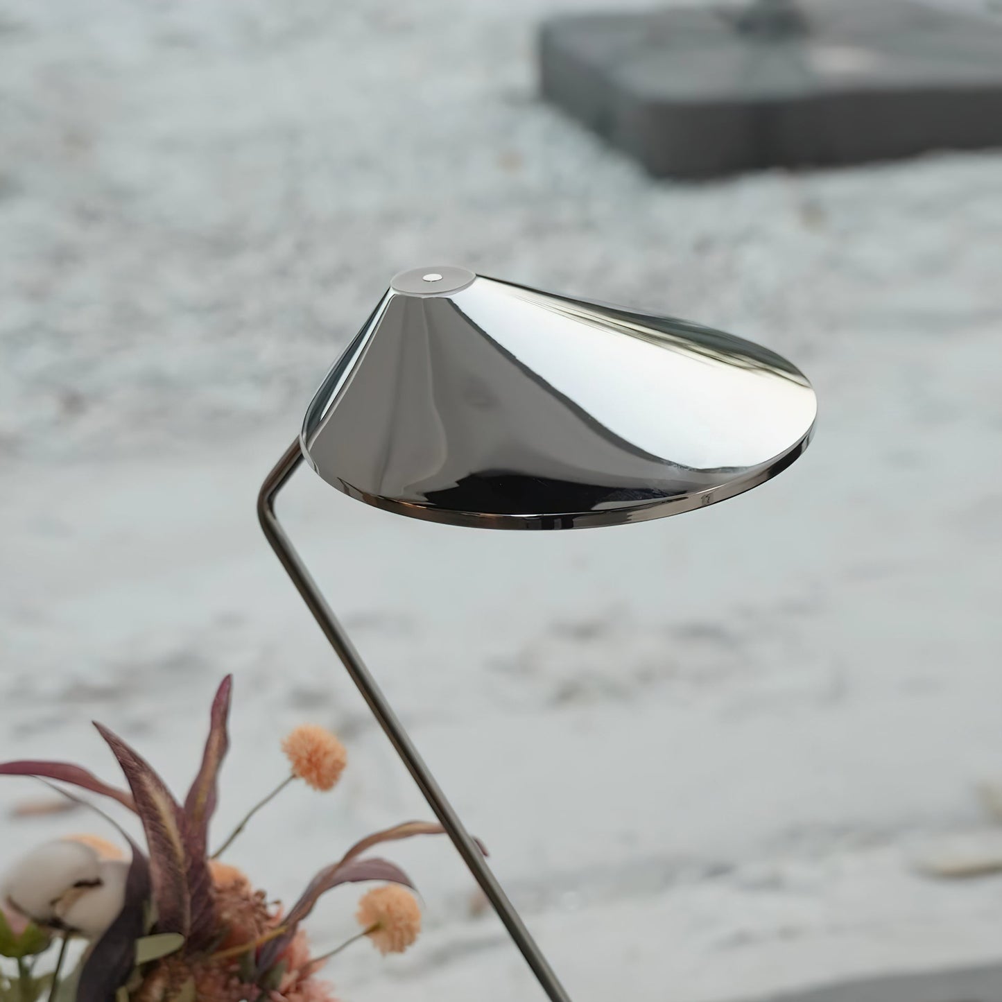 Lumique La Table Lamp