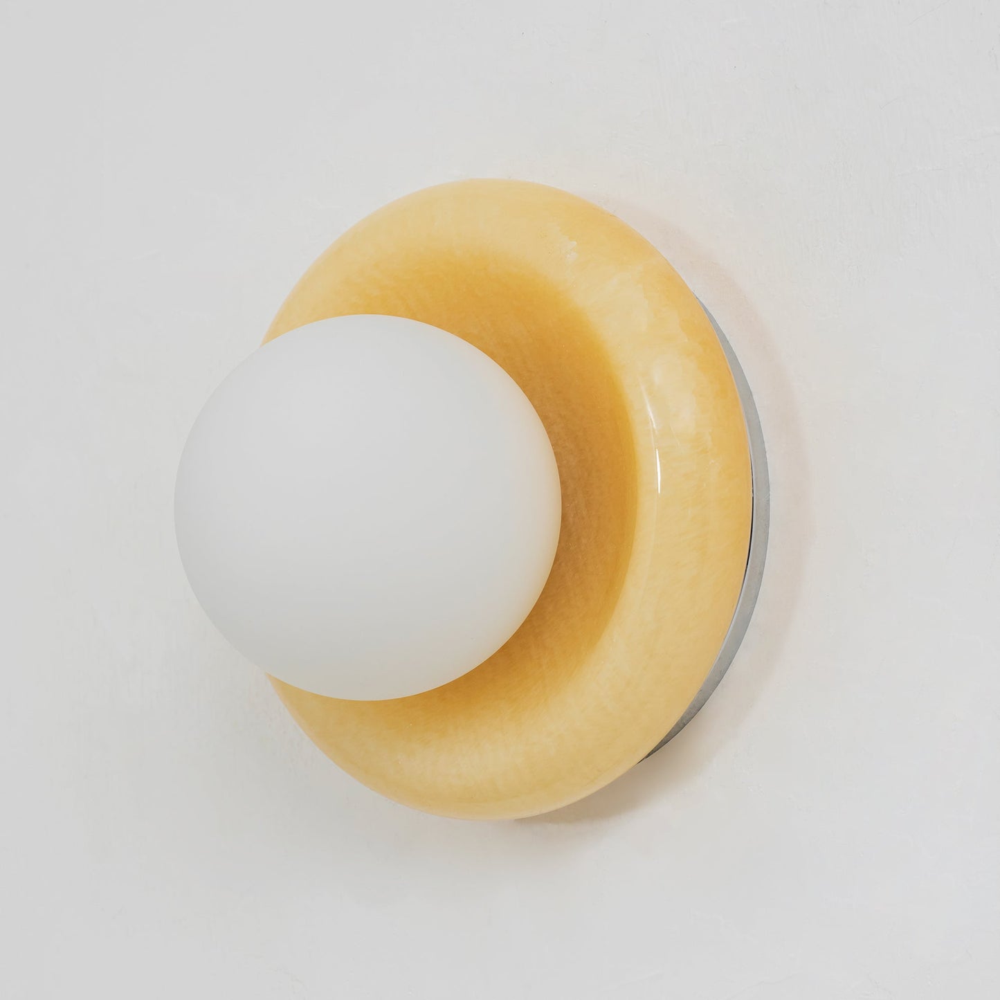 Norara Onyx Wall Lamp
