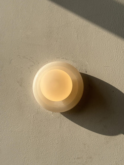Norara Onyx Wall Lamp