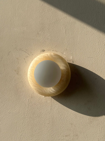 Norara Onyx Wall Lamp