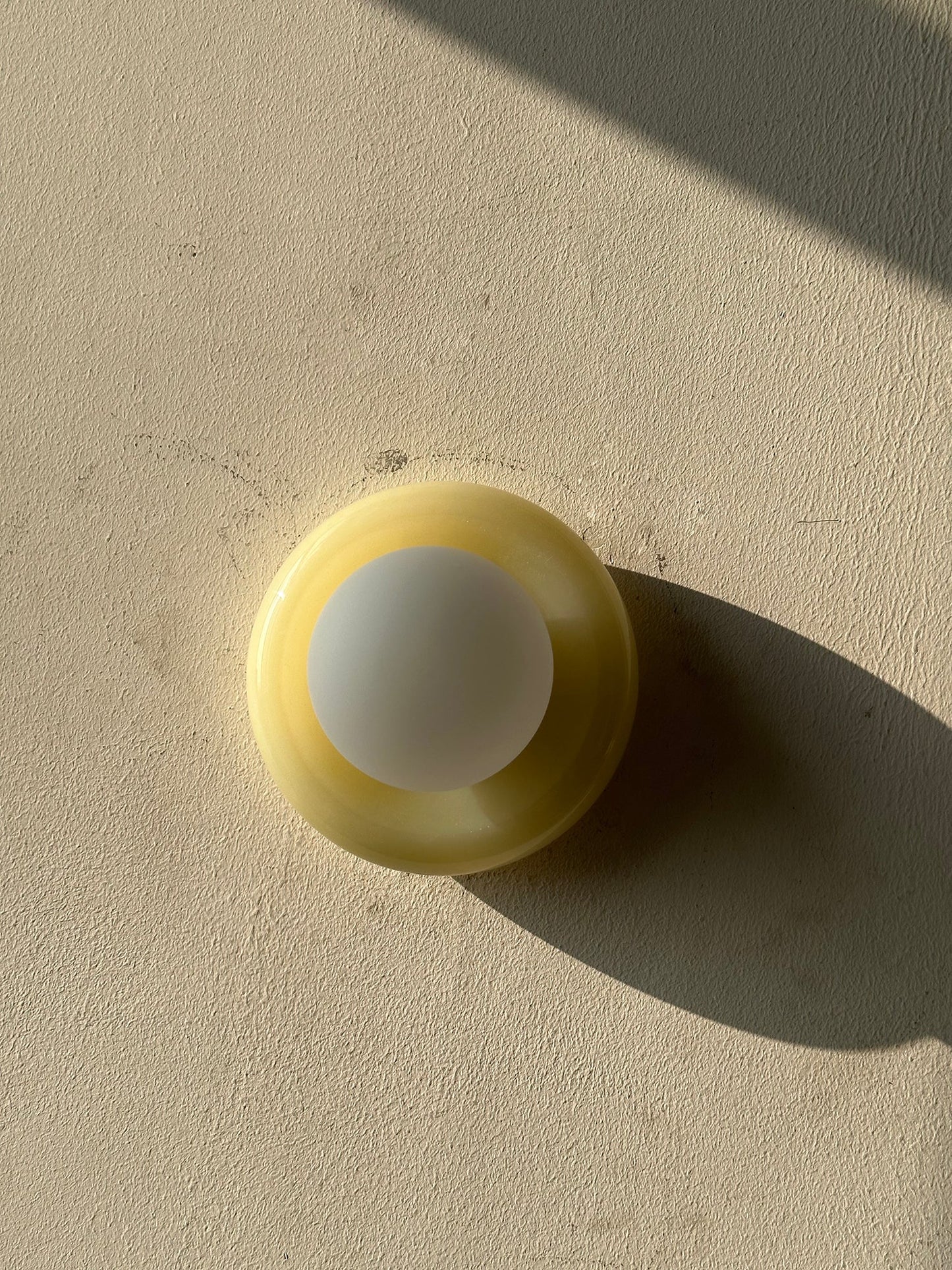 Norara Onyx Wall Lamp