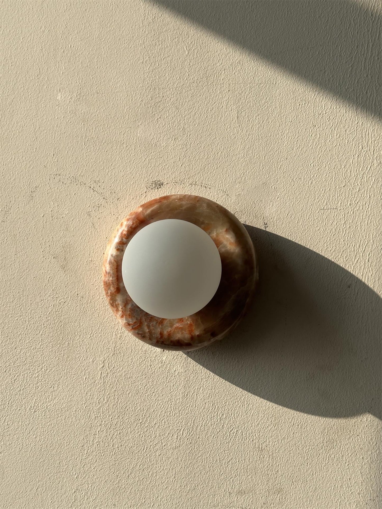 Norara Onyx Wall Lamp