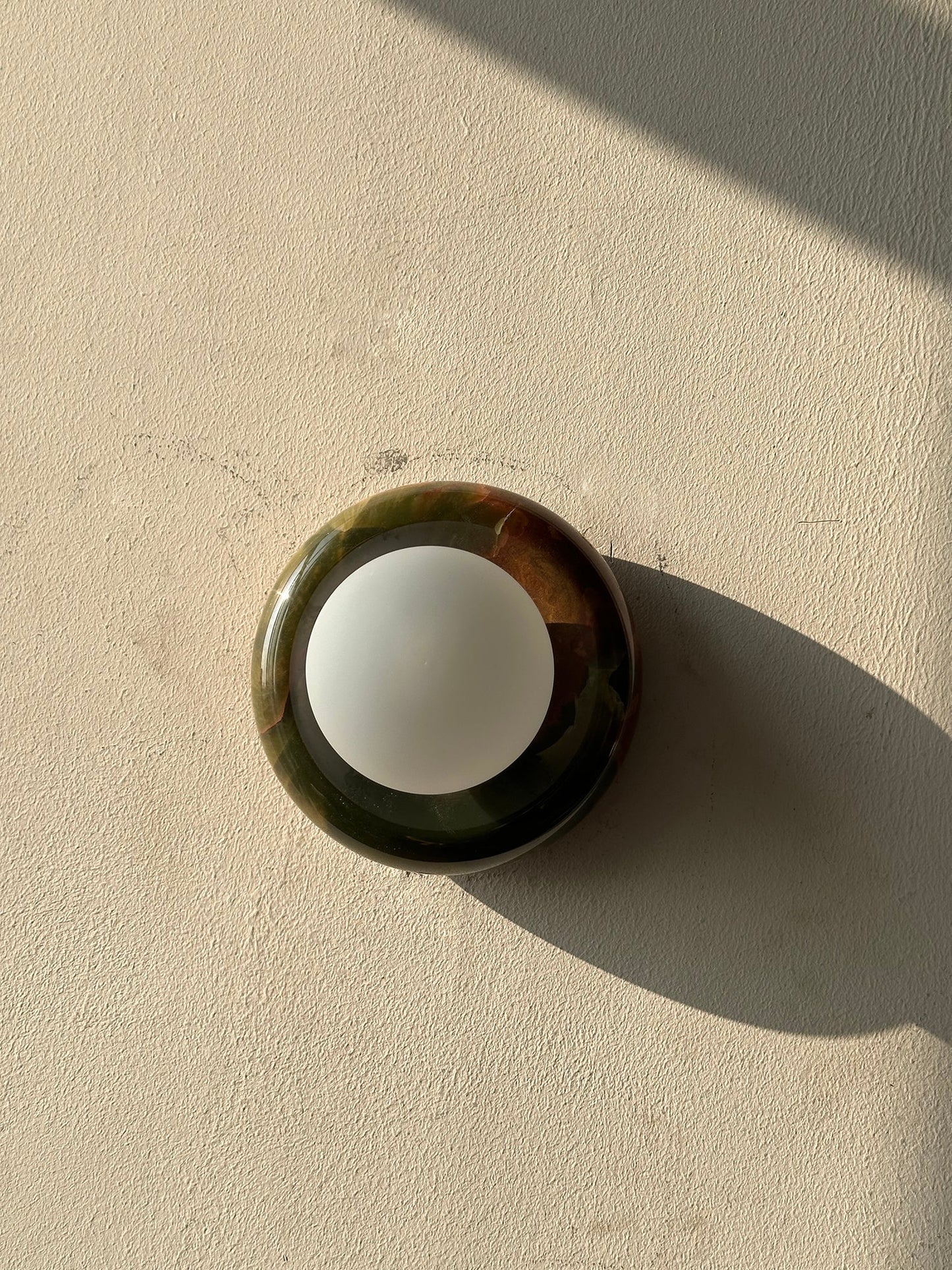 Norara Onyx Wall Lamp