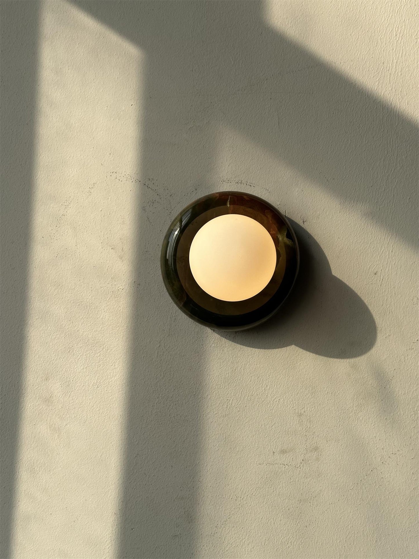Norara Onyx Wall Lamp