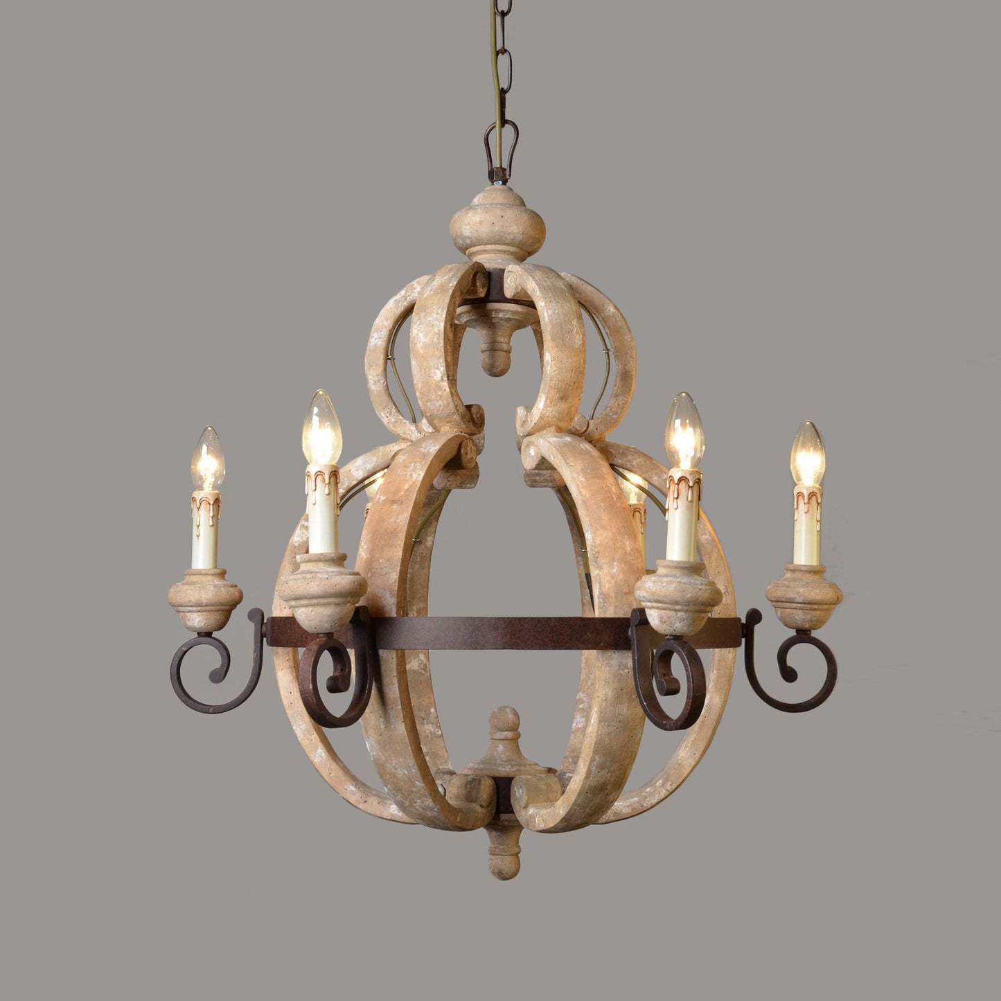 Kesika Traditional Chandelier