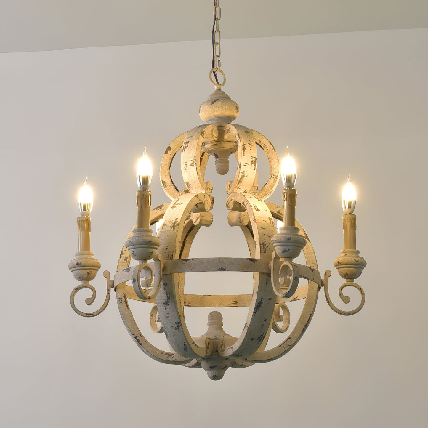 Kesika Traditional Chandelier