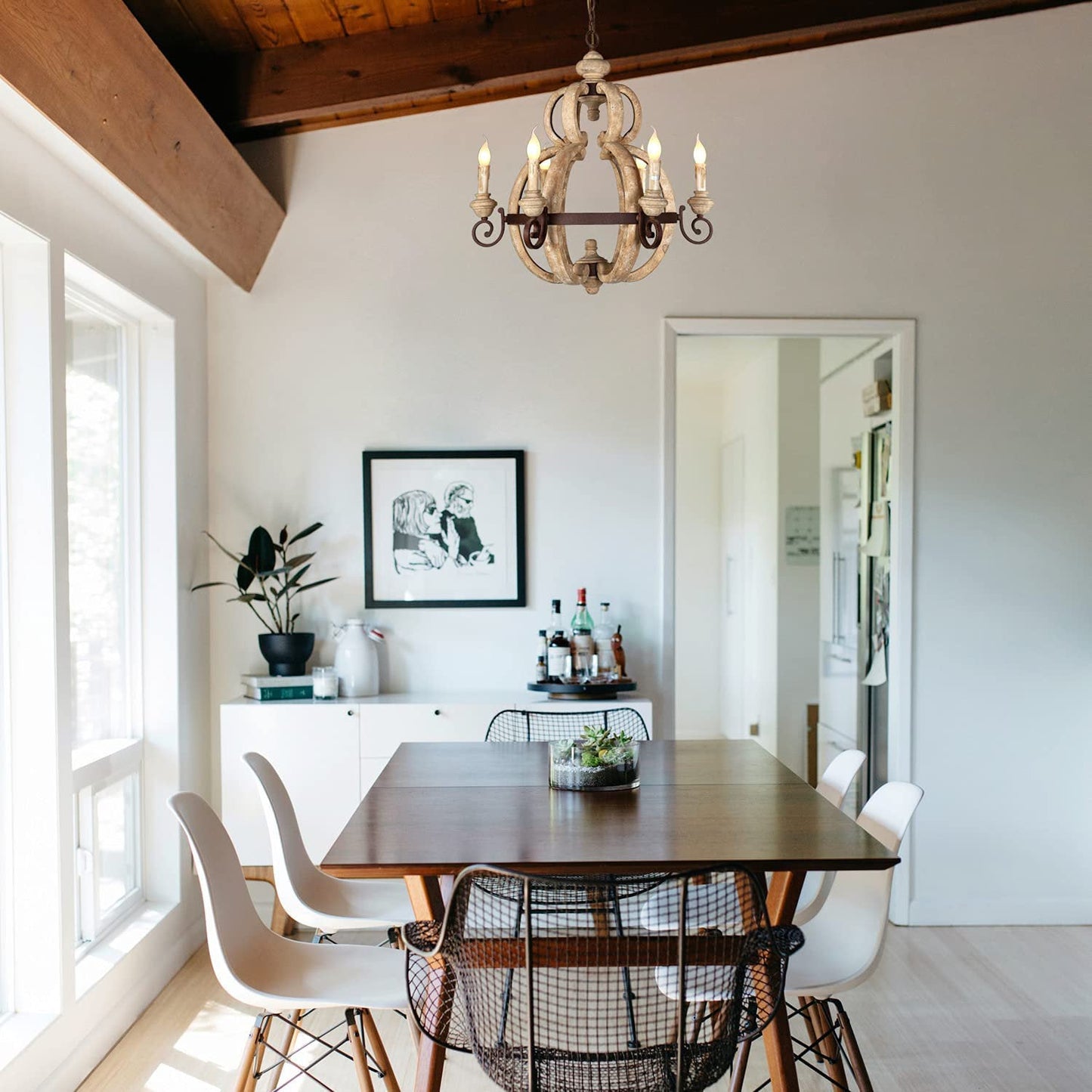 Kesika Traditional Chandelier