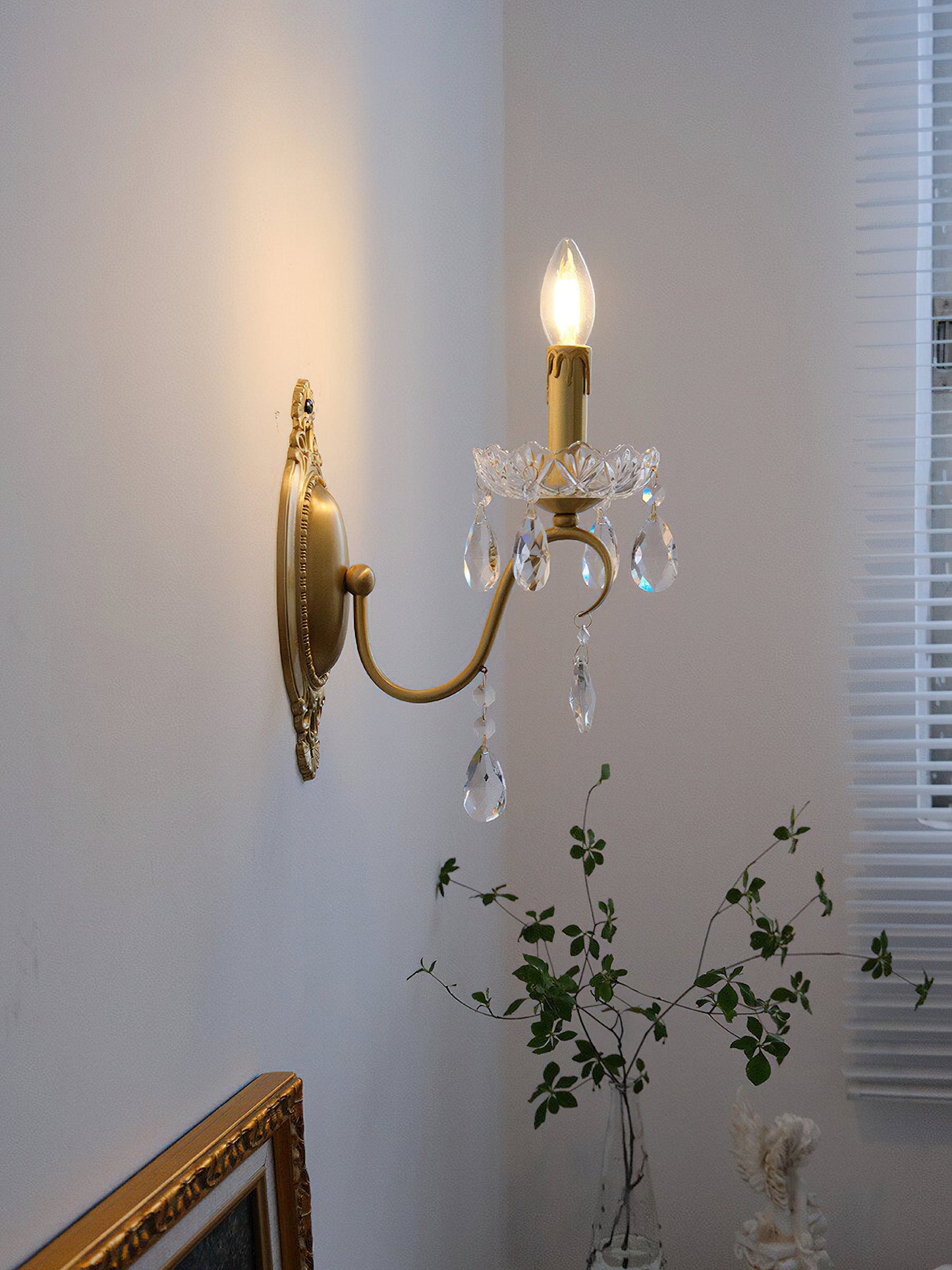 Halai Crystal Wall Lamp