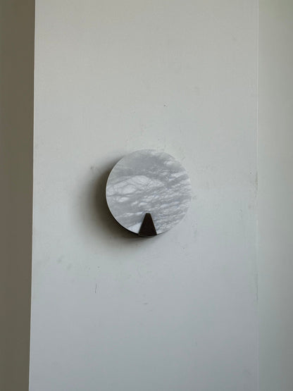 Dovan Alabaster Round Sconce
