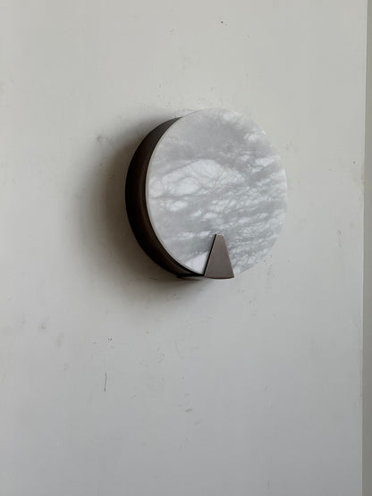 Dovan Alabaster Round Sconce