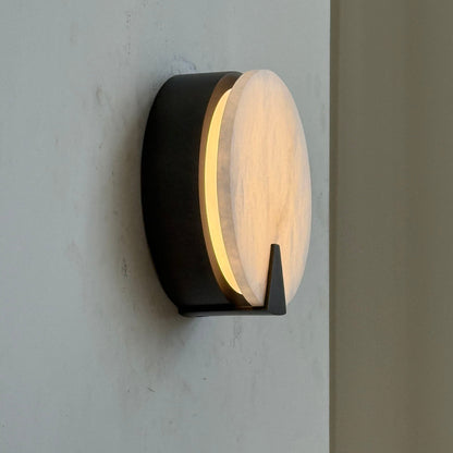 Dovan Alabaster Round Sconce