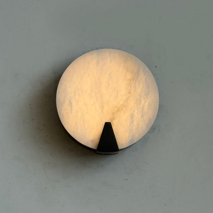 Dovan Alabaster Round Sconce