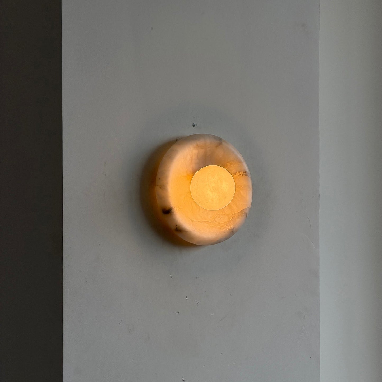 Solene Alabaster Wall Lamp