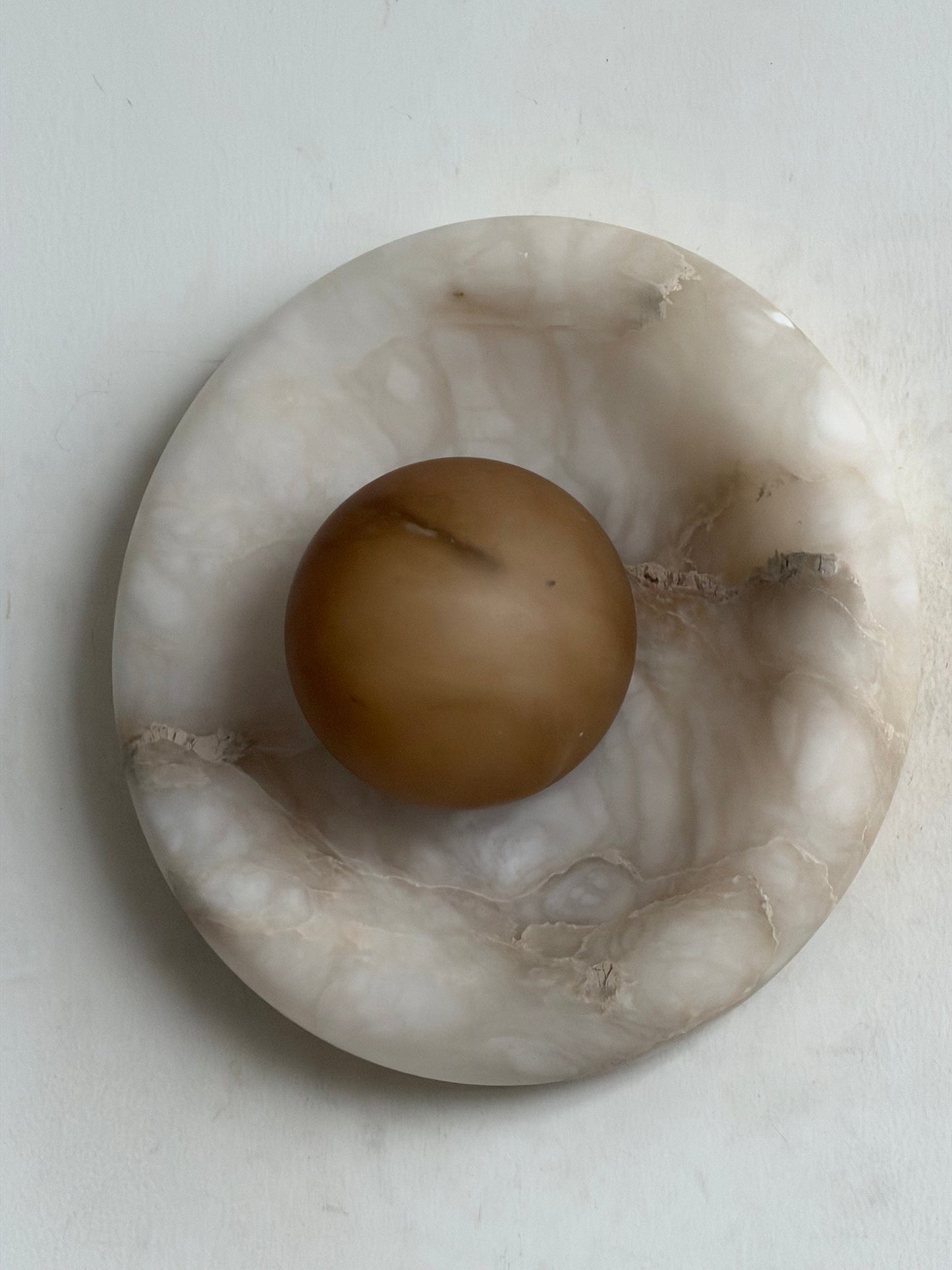 Solene Alabaster Wall Lamp